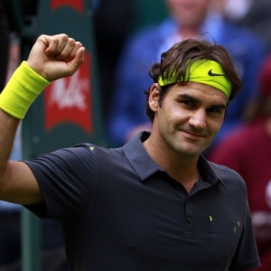 Federer venceu Raonic de virada pela 3ª vez no ano - Ina Fassbender/Reuters