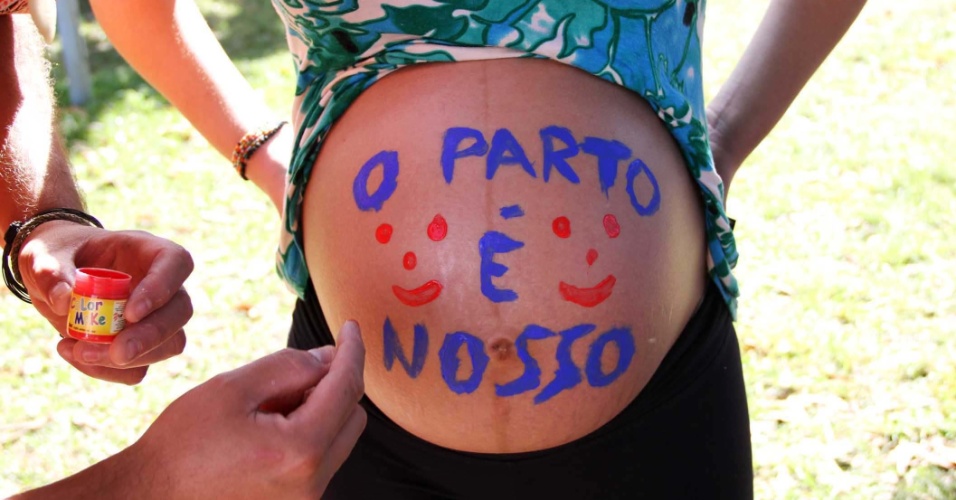 Marcha do parto em casa reúne cerca de 400 pessoas na manhã deste domingo (17) no Parque da Cidade, em Brasília, DF