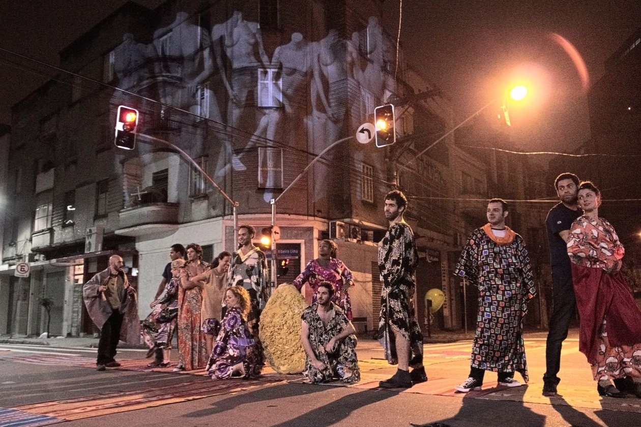 Fotos Veja fotos do espetáculo "Bom Retiro 958 metros", do Teatro da
