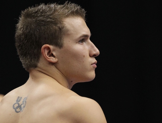 O ginasta Jonathan Horton optou por uma tatuagem mais discreta que a média nas costas