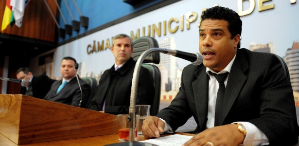 Assis, irmão e empresário do Ronaldinho Gaúcho - Jonathan Heckler/Divulgação Câmara de Vereadores de Porto Alegre - Jonathan Heckler/Divulgação Câmara de Vereadores de Porto Alegre