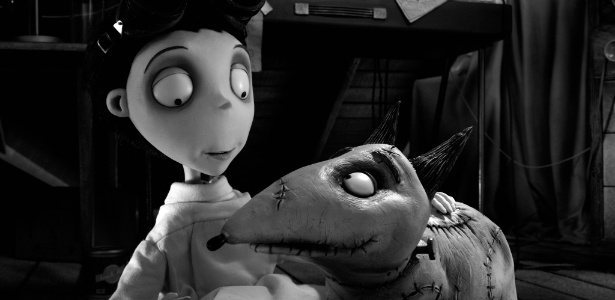 Victor e seu cão Sparky em cena do filme "Frankenweenie", de Tim Burton (2012) - Divulgação