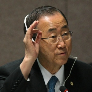 Ban Ki Moon, secretário geral da ONU, se reúne com representantes da Cúpula dos Povos, um dos maiores eventos paralelos da Rio+20, Conferência da ONU sobre Desenvolvimento Sustentável - Júlio Cesar Guimarães/UOL
