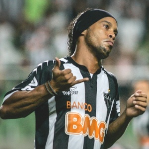 Ronaldinho Gaúcho foi vaiado por torcedores gremistas no aeroporto, mas o treino foi tranquilo - Bruno Cantini/site oficial do Atlético-MG