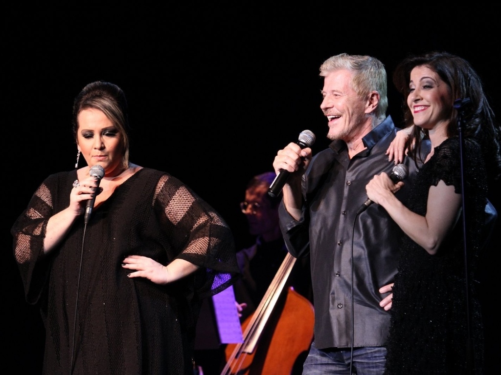 Os atores Alessandra Verney, Miguel Falabella e Gottsha durante apresentação do espetáculo "Movie Stars" (25/6/12) - Raphael Mesquita/Foto Rio News