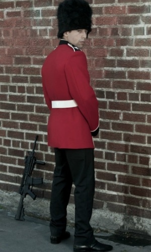 Ainda na entrevista ao "Huffington Post", Stern contou que tudo foi feito no "estilo guerrilha" em Los Angeles: montar a foto em local público, fazer a imagem e ir embora - Nick Stern