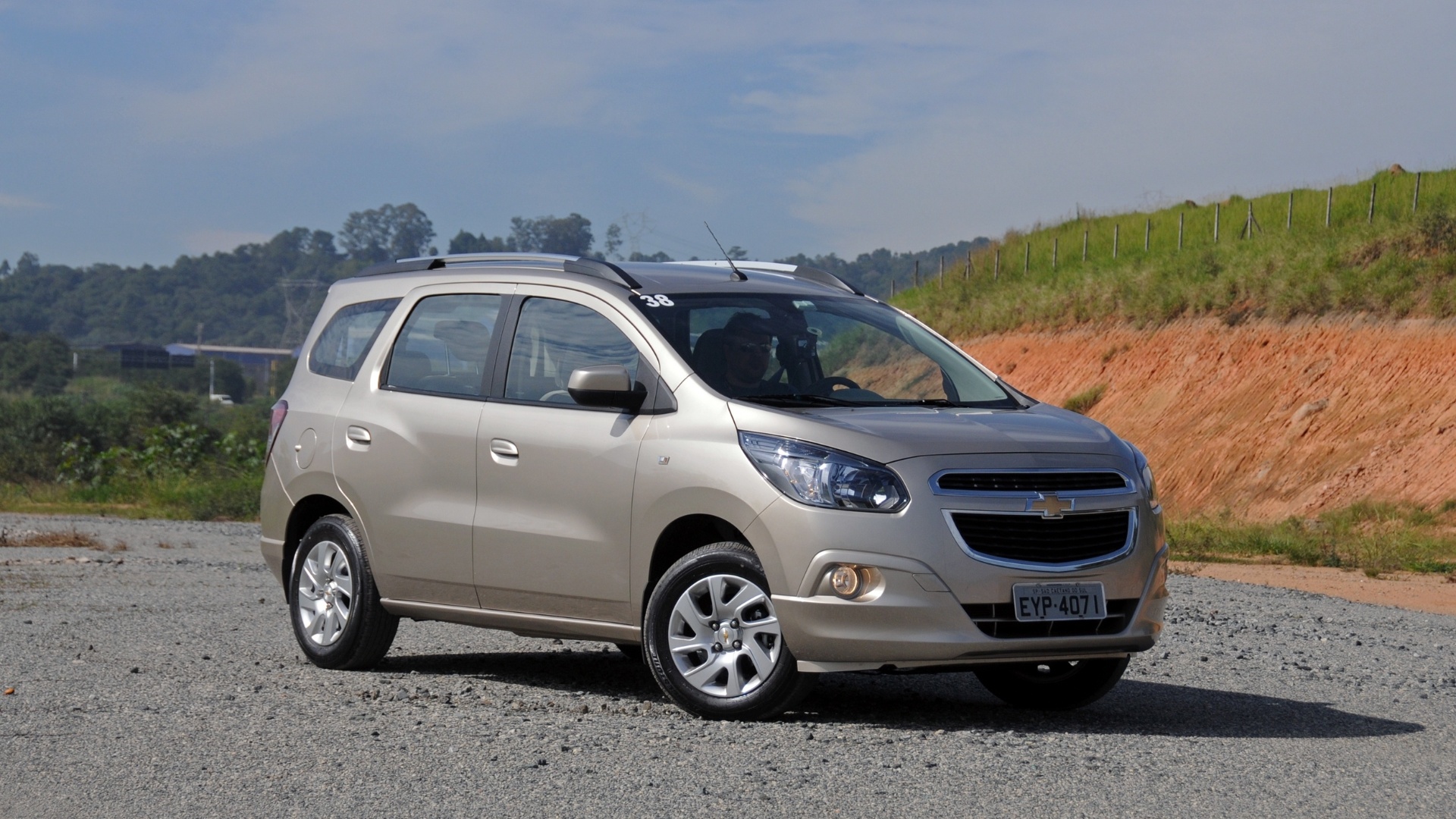 A minivan (que a GM insiste em chamar de MPV, "multipurpose vehicle") chega nas versões LT e LTZ - Murilo Góes/UOL