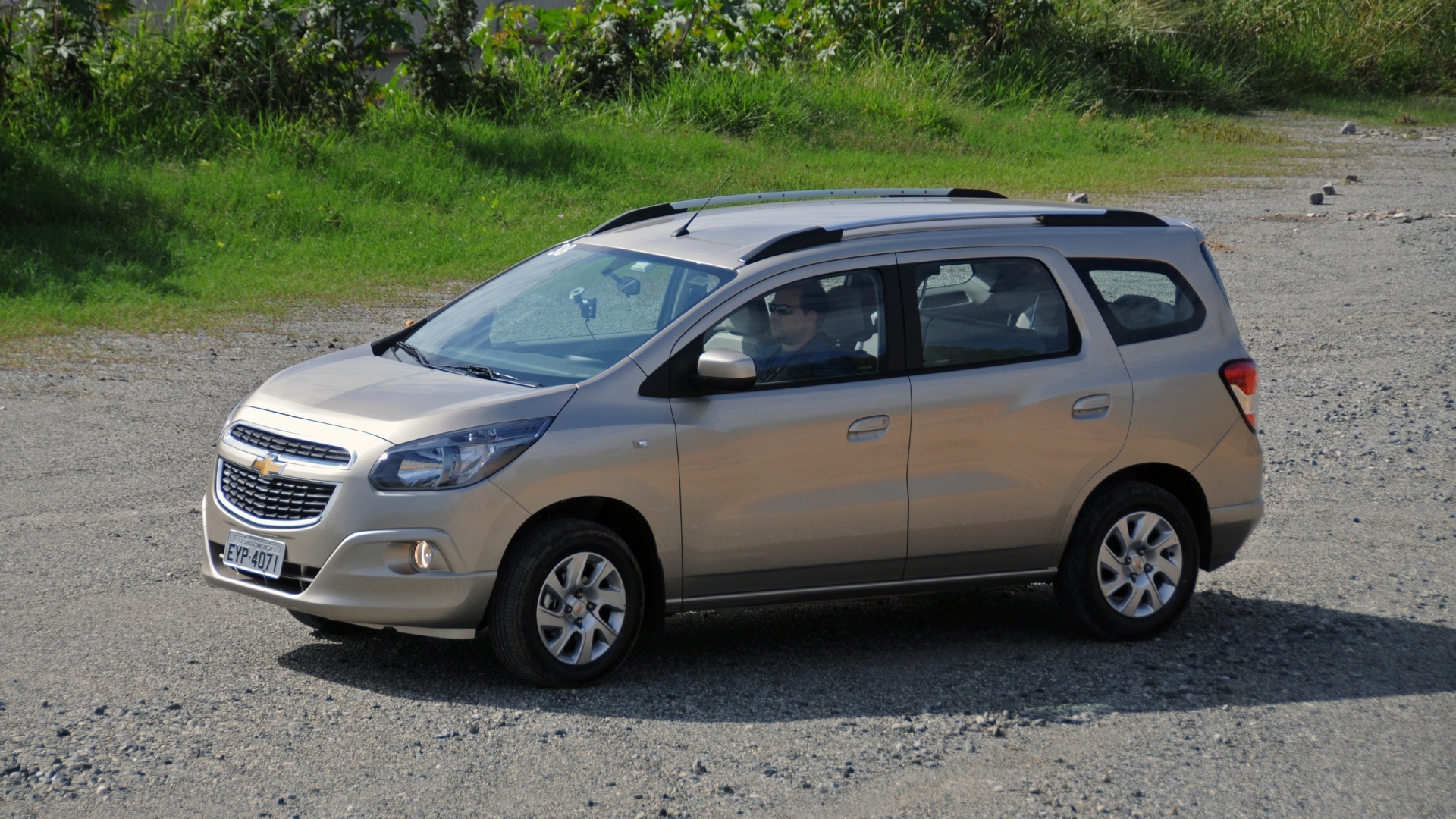 A Spin mede sempre 4,36 metros, independentemente do número de lugares - Murilo Góes/UOL