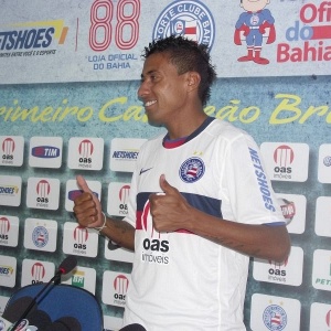 Kléberson assinou contrato até o final de 2014 - Divulgação/Site oficial do Bahia
