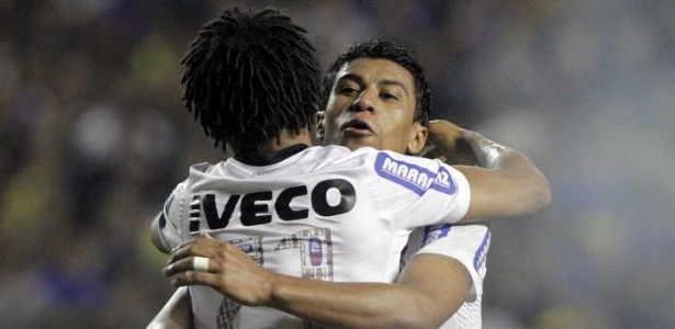 Atletas dizem que Romarinho não percebeu a repercussão que causou com os gols - Leo la Valle/EFE
