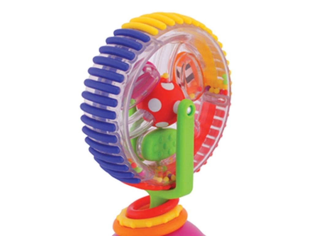 Carrossel, da Girotondo (www. girotondo.com.br). Com ventosas para fixar em superfícies lisas, o brinquedo tem texturas variadas, cores e chocalhos. Pode ser usado por crianças a partir de seis meses. R$ 56 - Divulgação