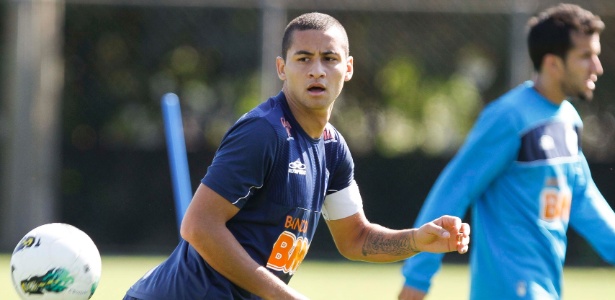 W. Paulista é um dos atletas do Cruzeiro que coloca metas pessoais a favor do coletivo - Washington Alves/Vipcomm