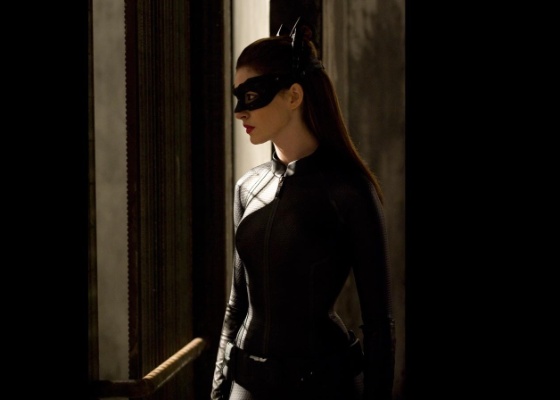 Anne Hathaway, no papel de Mulher-Gato no filme do "Batman: O Cavaleiro das Trevas Ressurge" - Divulgação