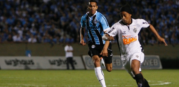 Atlético-MG, de Ronaldinho Gaúcho, tem aproveitamento de 75% como visitante - Guilherme Testa/Agência FreeLancer
