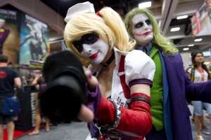 Fãs vestidos de personagens dos quadrinhos durante a Comic-con 2011 - Gregory Bull/AP