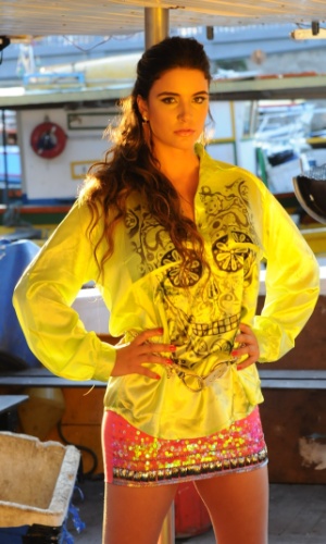 A ex-BBB Laisa Portela fez ensaio fotográfico no Rio (3/7/12). A modelo é a estrela da coleção verão 2012/2013 de uma grife feminina. Ela também se prepara para lançar uma linha de roupas com seu nome