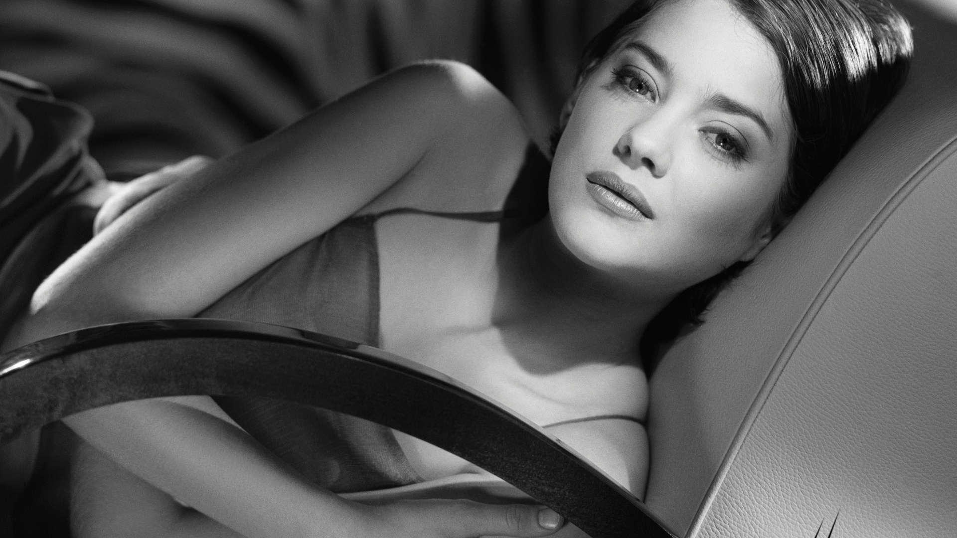 A foto em preto e branco de Marion Cottillard está na exposição com imagens do estúdio Harcourt (3/7/12) - Divulgação