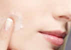 BB Cream substitui itens de maquiagem e conquista adeptas; saiba como usar - Thinkstock