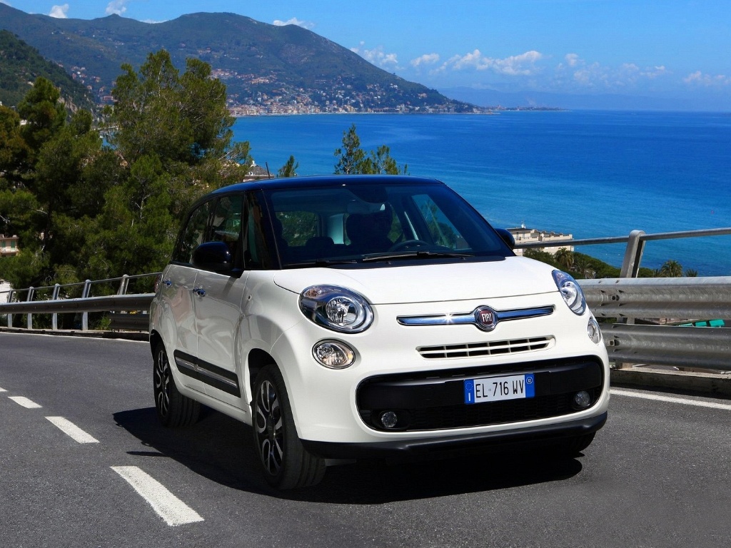 Durante o Salão de Genebra, o CEO da Fiat, Oliver François, disse que ele era um "cappuccino" frente ao 500, que seria um "expresso" - Divulgação