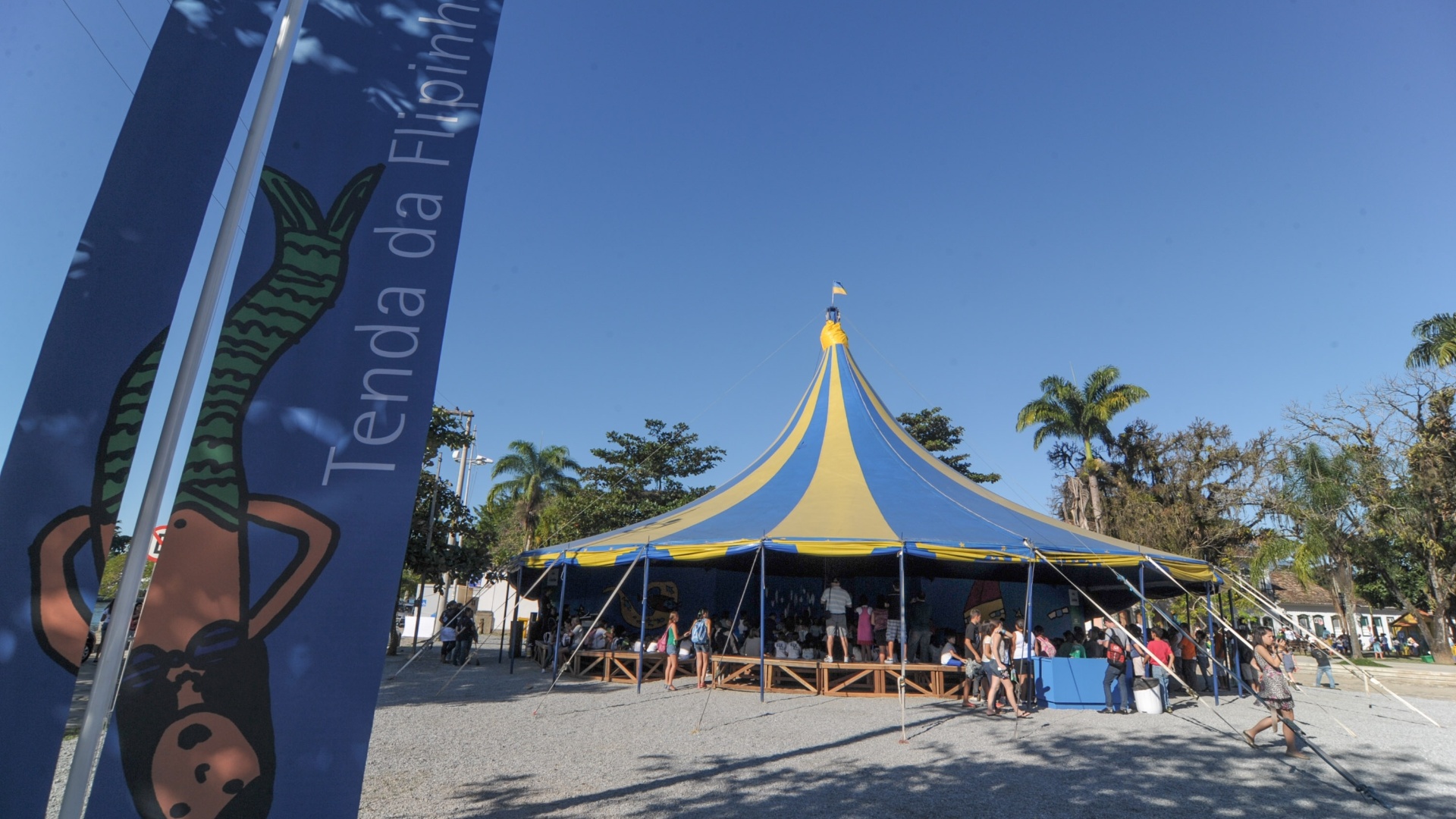 Tenda da Flipinha durante Flip 2012 em Parati (4/7/12) - Flavio Moraes/Fotoarena