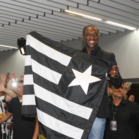 Seedorf foi um marco no Botafogo, que abriu a porta para craques mundiais desde então - Júlio César Guimarães/UOL
