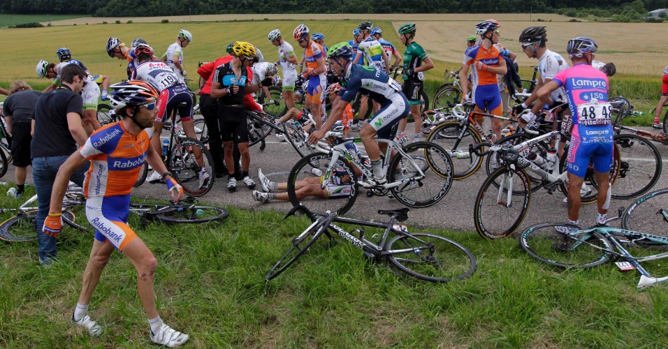 6ª etapa do Tour teve um acidente que provocou sequência de tombos