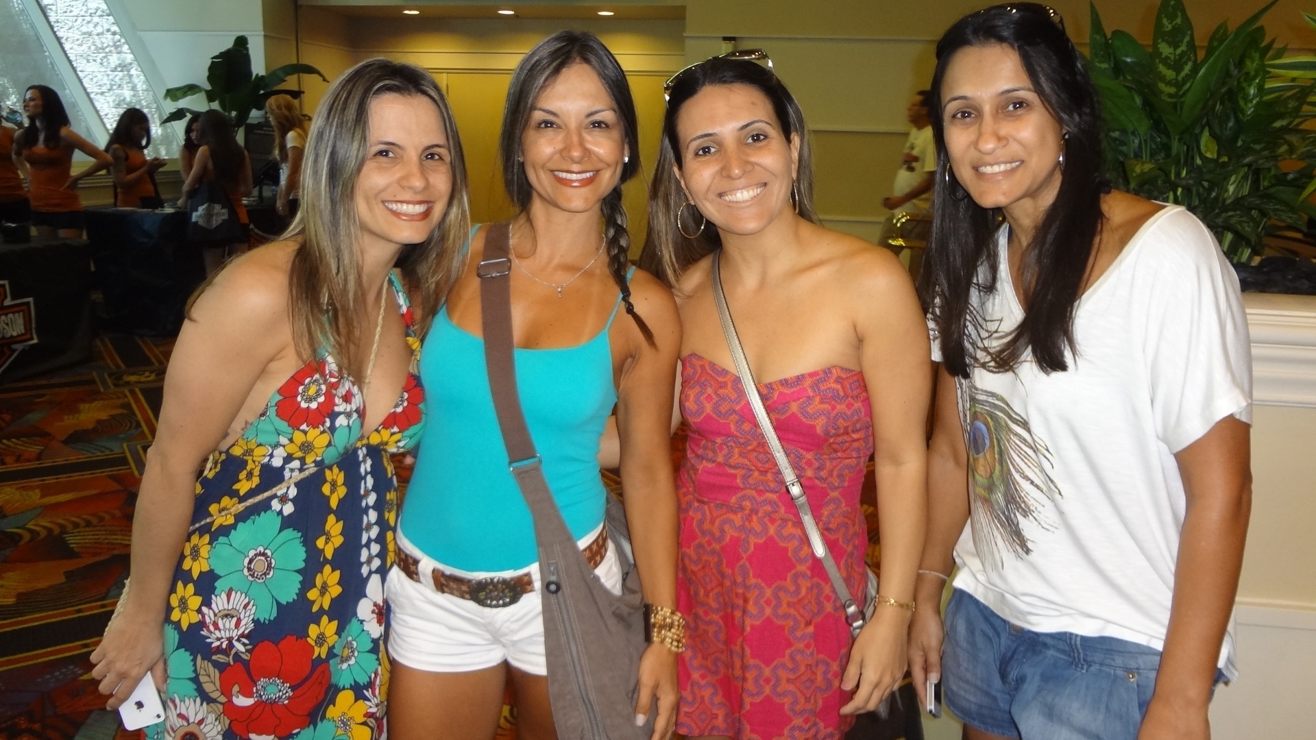 Brasileiros invadem Las Vegas para a revanche entre Anderson Silva e Chael Sonnen no UFC 148