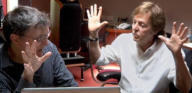 Martin O"Donnell (esquerda) e Paul McCartney compuseram a trilha de "Destiny" - Divulgação