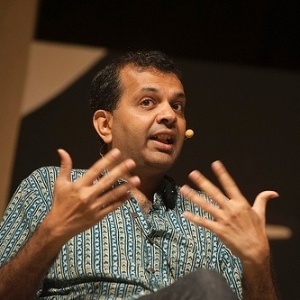 O indiano Suketu Mehta participa da Flip 2012 em Paratt, no Rio de Janeiro (7/7/2012) - Walter Craveiro/Divulgação