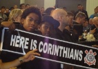 Afagos de Anderson em Sonnen e faixa "here is Corinthians" marcam fim de luta do século 