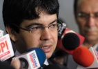 Randolfe Rodrigues (PSOL-AP) foi o senador que protocolou o pedido de investigação de Demóstenes Torres no Conselho de Ética