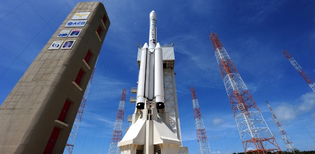 Torre móvel de lançamento de foguetes da base de Alcântara, no Maranhão