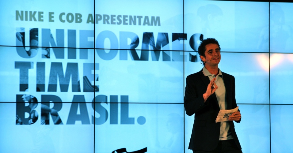 Felipe Andreoli apresenta evento do do novo uniforme olímpico do Brasil