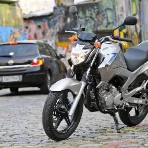 Infomoto - Nova Honda CRF 450L é moto de trilha para rodar na rua