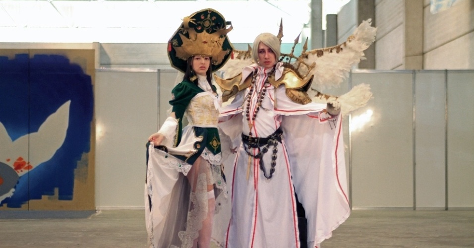 Participantes se fantasiam para participar da etapa brasileira do World Cosplay Summit 2012, no Jabaquara, em São Paulo (14/7/12) - Shin Shikuma/UOL