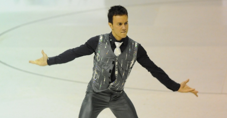 Marcel durante sua apresentação no Mundial de patinação de 2011 em Brasília. O brasileiro terminou com o vice-campeonato