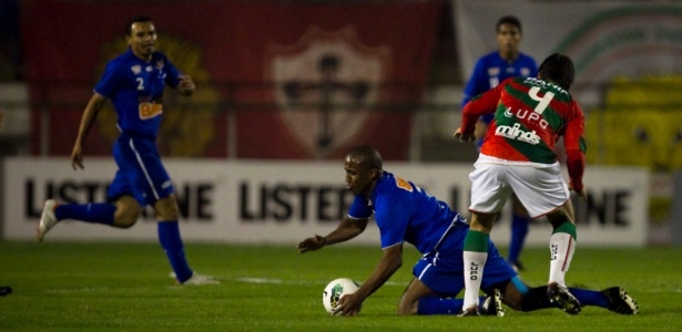 Cruzeiro iniciou reação no Brasileiro com vitória sobre Portuguesa por 2 a 0 no Canindé - Leandro Moraes/UOL