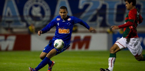 Wellington Paulista diz que o Cruzeiro tem de atacar, sem perder a força de marcação - Leandro Moraes/UOL