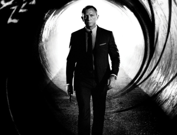 Daniel Craig estampa o cartaz de "007 - Operação Skyfall", 23º filme do agente James Bond - Divulgação