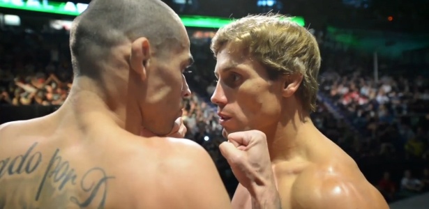 Renan Barão e Faber (e) tiveram encarada tensa na pesagem do UFC 149, no Canadá - Reprodução