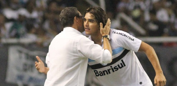 Atacante Marcelo Moreno afirma que não jogará mais com Luxemburgo no Grêmio - Fernando Maia/UOL