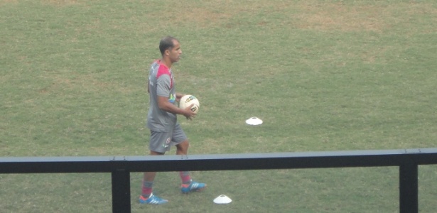 Felipe treina normalmente em São Januário após receber proposta do Flamengo - Vinicius Castro/ UOL Esporte