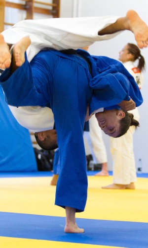 Mayra Aguiar durante treinamento da equipe brasileira de judô, em Sheffield, para os Jogos Olímpicos