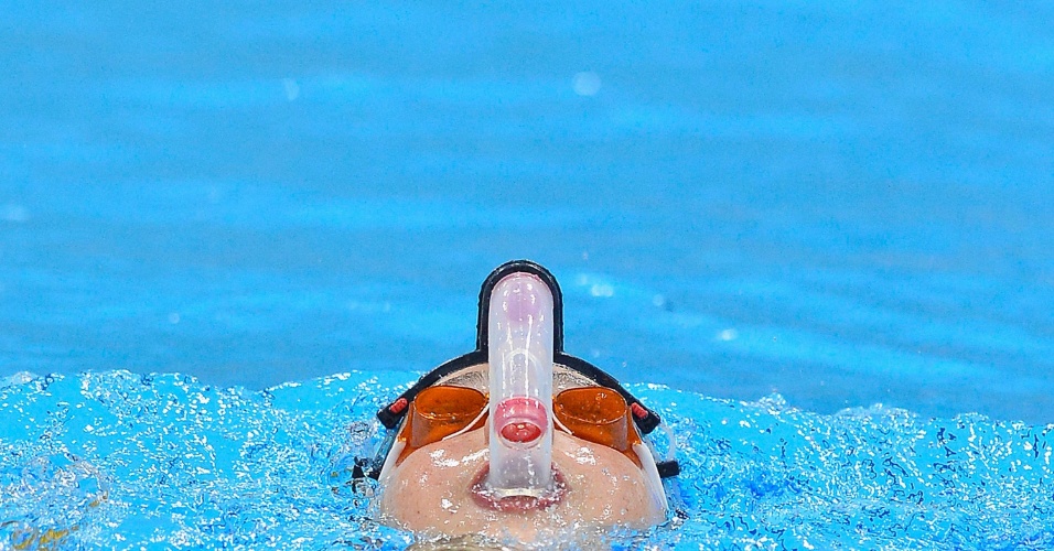 Atleta da Nova Zelândia treina no Centro Aquático do Parque Olímpico de Londres (25/07/12)