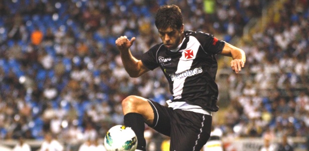 Juninho Pernambucano está causando preocupação nos jogadores do Botafogo - Marcelo de Jesus/UOL