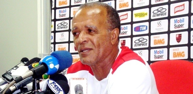 Técnico interino do Flamengo, Jaime de Almeida concedeu coletiva no CT nesta quarta - Pedro Ivo Almeida/ UOL