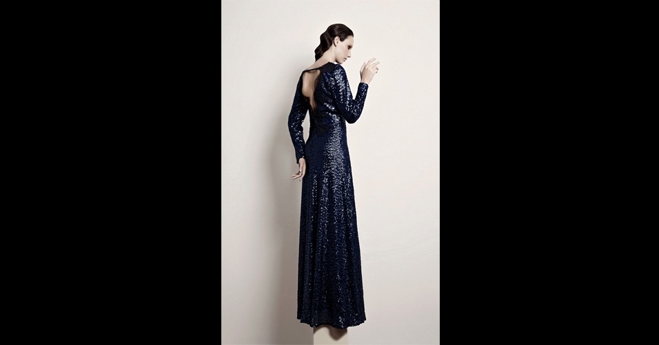 Vestido preto de mangas longas; R$ 4.430, na Emannuelle Junqueira (Tel.: 11 3062-4112). Preço pesquisado em julho de 2012 e sujeito a alterações - Divulgação