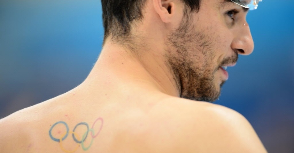 Nadador James Magnussen tem os tradicionais aros olímpicos tatuados nas costas