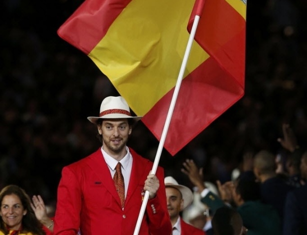 Atleta do basquete, Pau Gasol lidera delegação da Espanha no desfile de abertura das Olimpíadas