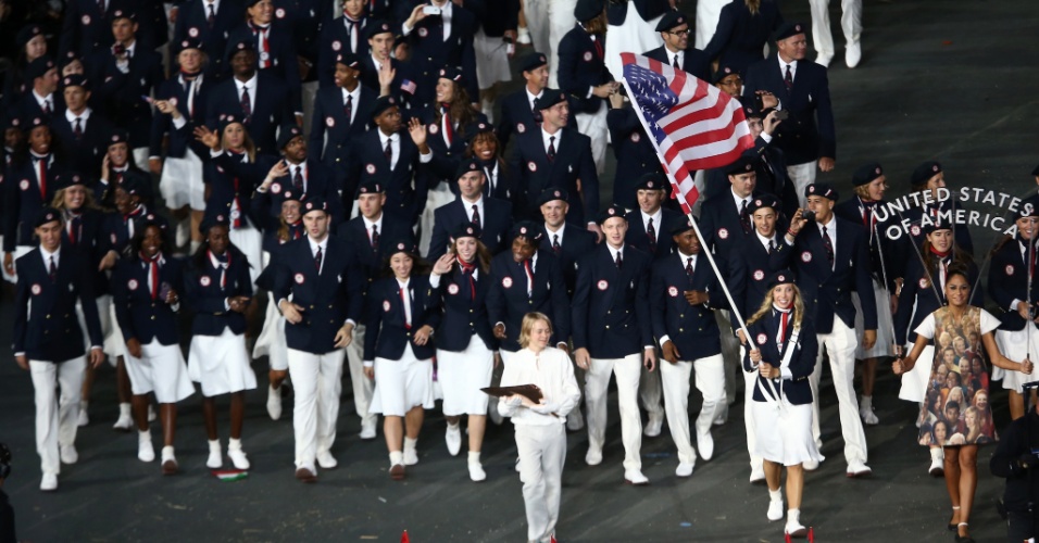 Delegação dos Estados Unidos desfila durante cerimônia de abertura dos Jogos Olímpicos de Londres